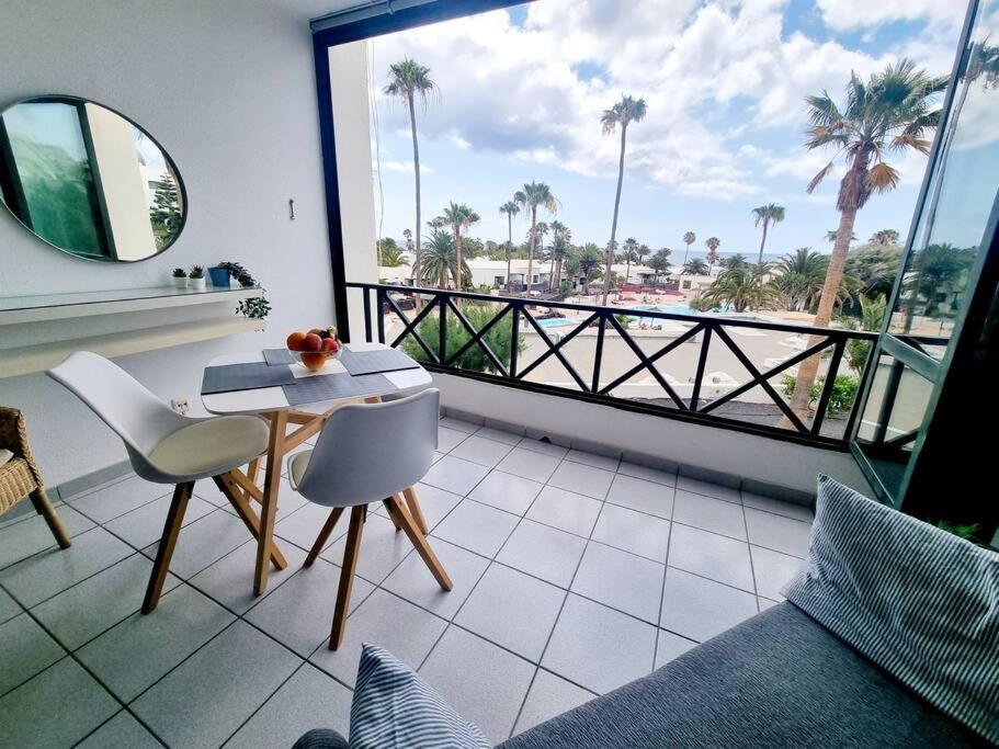 Luxury Ocean View Playa Roca Appartement Costa Teguise Buitenkant foto