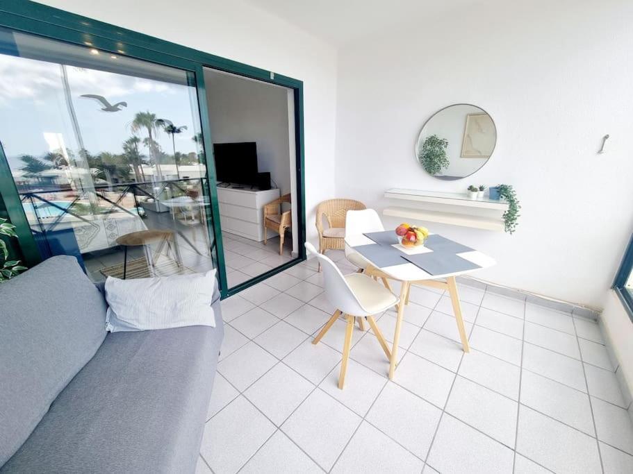 Luxury Ocean View Playa Roca Appartement Costa Teguise Buitenkant foto