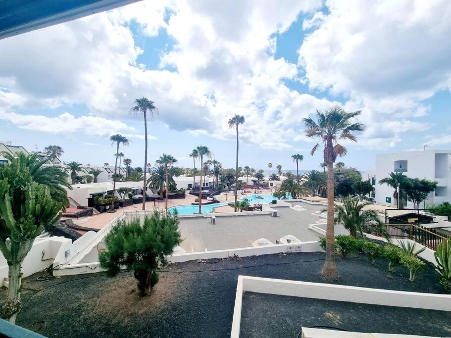 Luxury Ocean View Playa Roca Appartement Costa Teguise Buitenkant foto