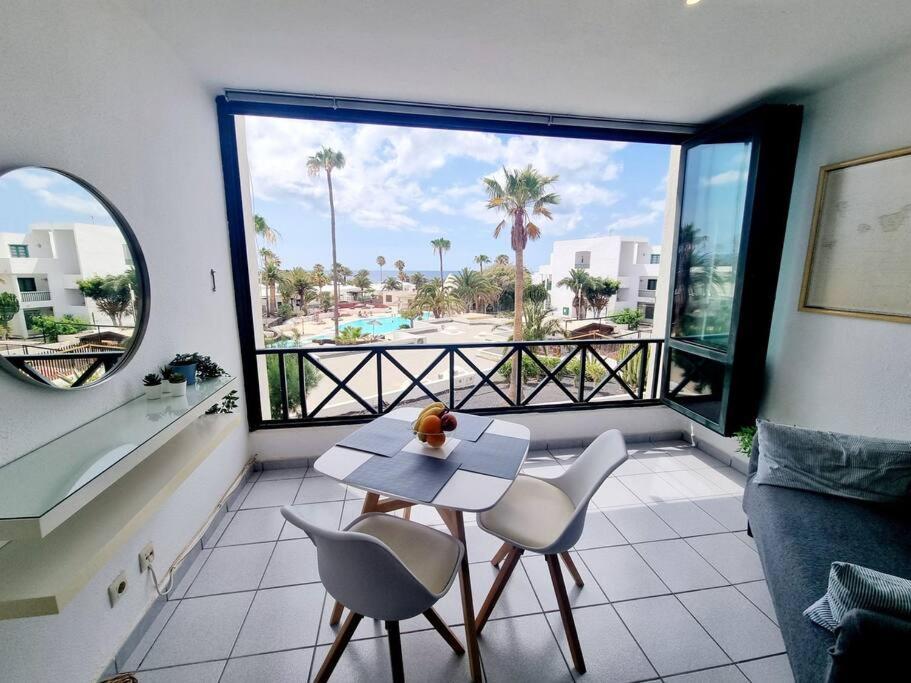 Luxury Ocean View Playa Roca Appartement Costa Teguise Buitenkant foto