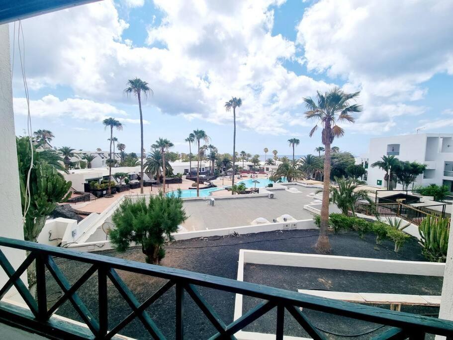 Luxury Ocean View Playa Roca Appartement Costa Teguise Buitenkant foto